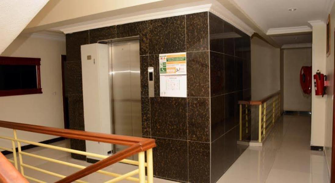 La Posh Hotel Kigali Exteriör bild